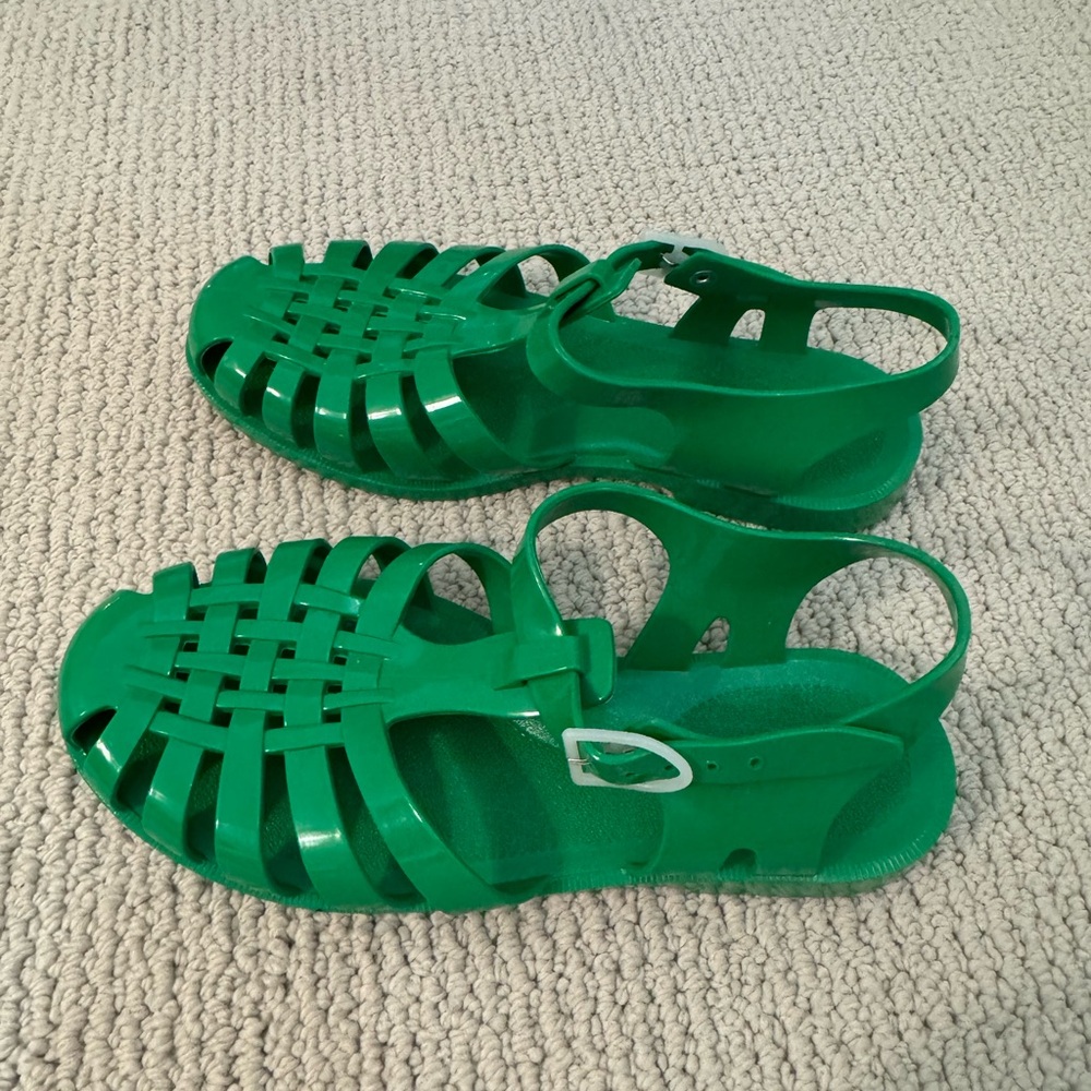 Clare V Sandals - Green . Fisherman sandals Sz40